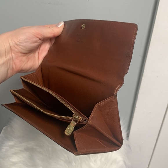 ❌SOLD❌ 2002 authentic Louis Vuitton Sarah wallet - Picture 16 of 17